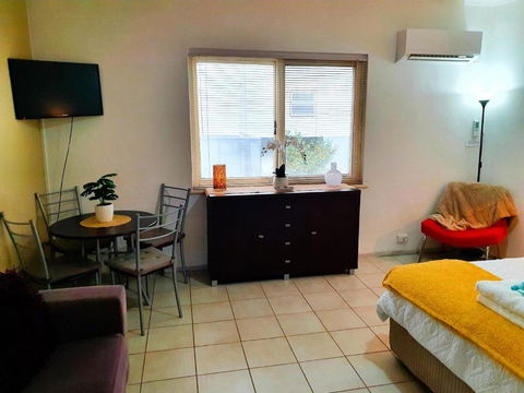 M104 West Perth Studio Apartment Near Kings Park - Events Australia 3