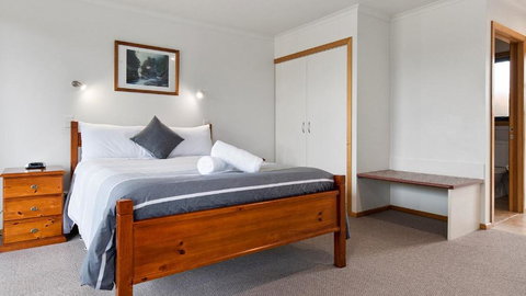 Marsden Court Apartments Now Incorporating Marsden Court And Sharonlee Strahan Villas - Accommodation Europe 3