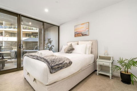 Modish Apartment Near Parliamentary Triangle - Tourism Bookings 0