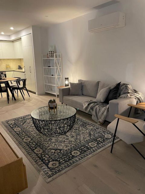 Modern Apartment On Courtney-02594 - Tourism Bookings 1