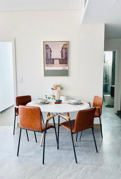 Modern Apartment St Leonards - Events Australia 3