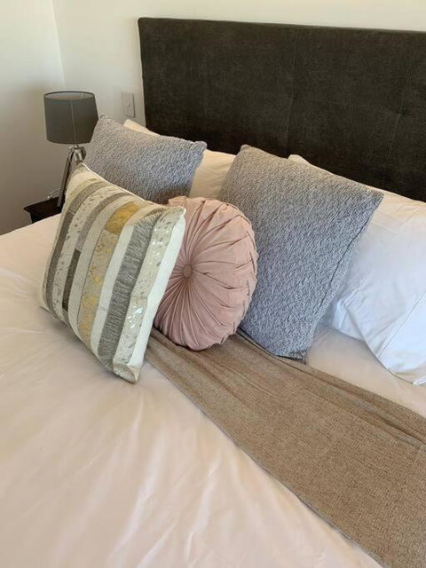 Modern Studio With Fabulous Views - Events Australia 1