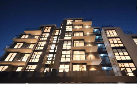 Modern Suite In The Central - Events Australia 0