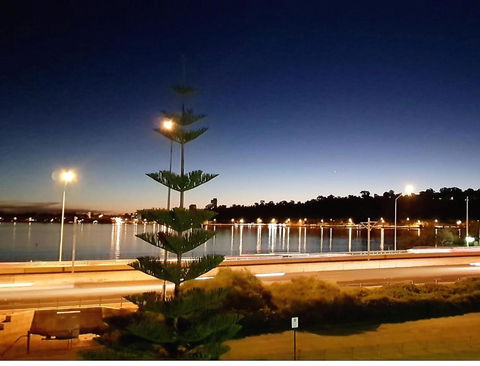 Moon River, South Perth - Events Australia 1