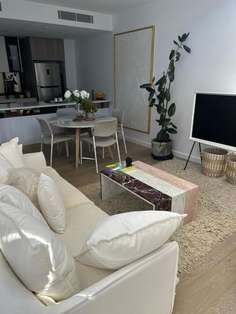 New & Modern Loft 1bd W/Pool&Gym - Events Australia 0