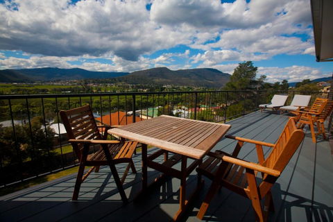 New Norfolk Holiday Apartments - Events Australia 0