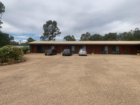 Newell Motor Inn Narrandera - Events Australia 3