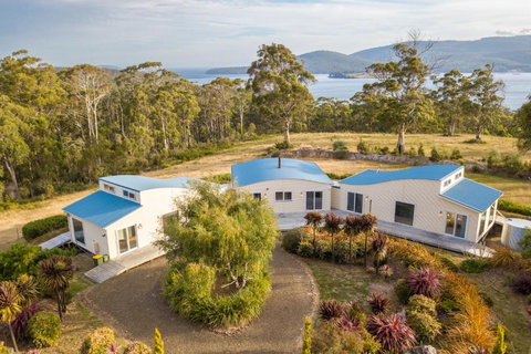 Newhaven - Events Australia 0