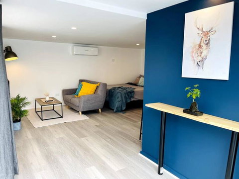 Newly Renovated Contemporary Private Studio Near Hobart CBD And Airport - Events Australia 2