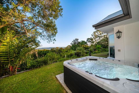 Ninderry Manor-Spectacular Hinterland Retreat - Events Australia 0