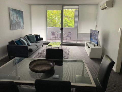 North Sydney Wyndel Apartments-MIL1005 - Tourism Bookings 0