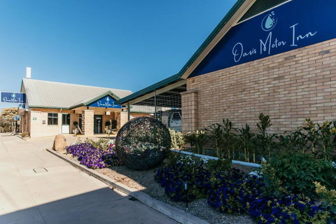 Oasis Motor Inn Blackall - Events Australia 1