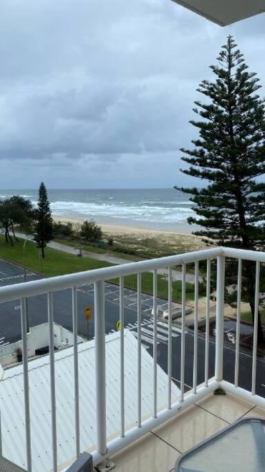 Ocean Front 2Bed - Unbeatable Views @ Sanderling! - Events Australia 0