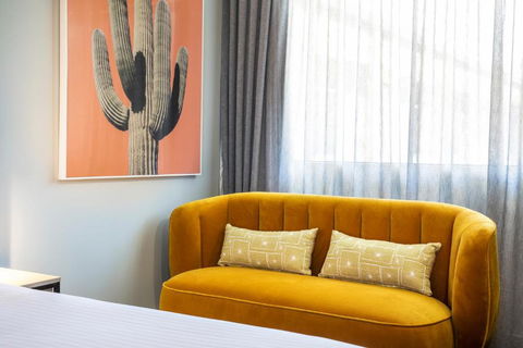 Nightcap At Sandbelt Hotel - Events Australia 3