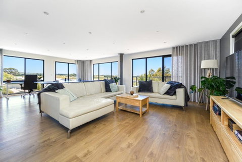 Ocean & Country Views, Spa, Pets Welcome, Fireplace - Your Ocean Oasis 10 Minutes To Phillip Island - Tourism Bookings 1