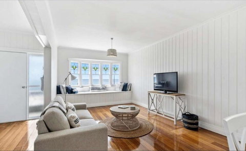 Ocean Views & City Convenience Perfect Getaway - Events Australia 2