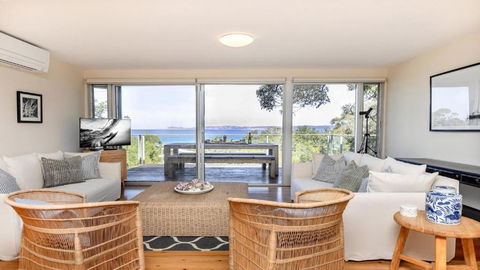 Ocean Views, Easy Walk To Beach And Bouddi National Park - Events Australia 0
