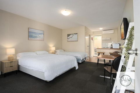 Oceanfront Oasis - Events Australia 0
