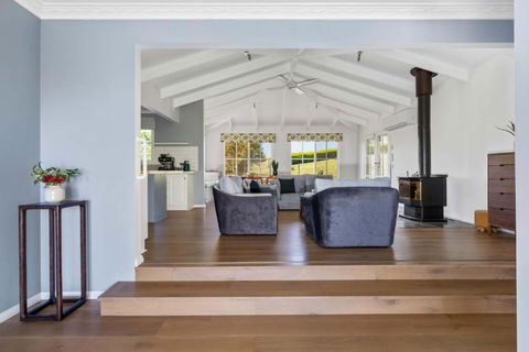 Oceanview On The Hill - Events Australia 3