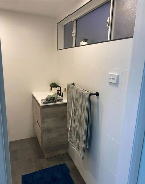 On Track Getaway - Tourism Bookings 3