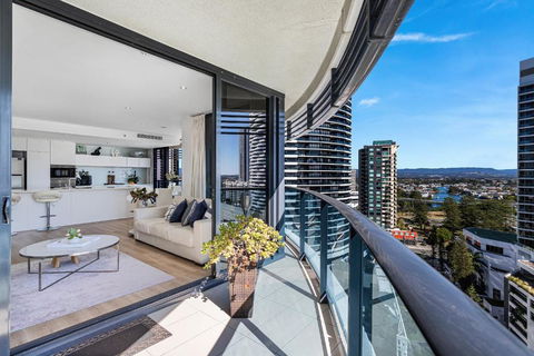Oracle Beachfront Apartments Broadbeach - Events Australia 3