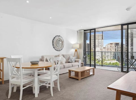 Oracle Resort Apartment - Events Australia 3