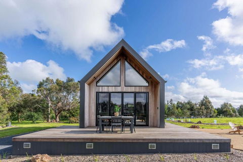 Ovata - Country To Coast - Events Australia 0