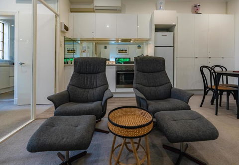 Oversized Potts Point Studio - Events Australia 2