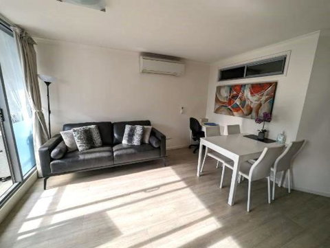 Onsite Parking, Self Check-in - Events Australia 1