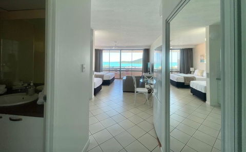 Ocean View Pools And WIFI - Events Australia 3