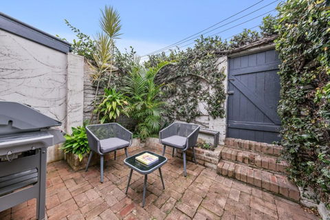 Paddington Retreat - Tourism Bookings 3