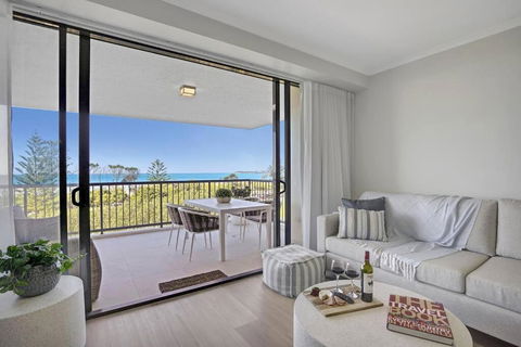 Panoramic Ocean View 2 Bed 2 Bath - Events Australia 3