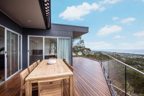 Panoramic Retreat McCrae - Events Australia 3