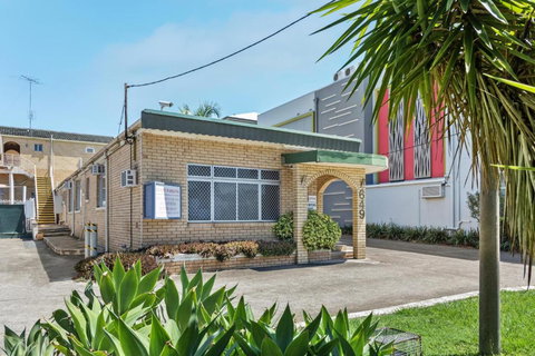 Paramount Motel - Events Australia 0