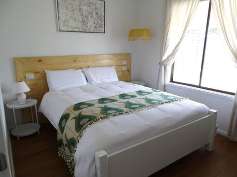 Passat Holiday Units - Unit 2 - Tourism Bookings 1