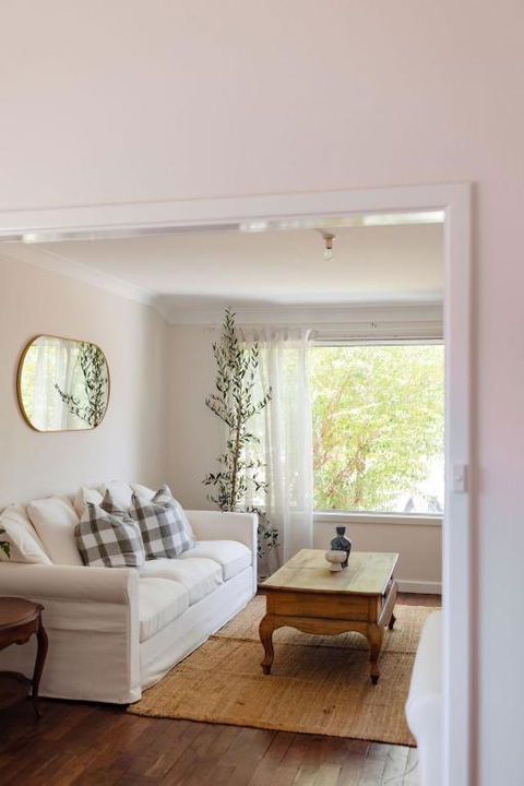 Pet Friendly Family Home In Bluff Point - Events Australia 0