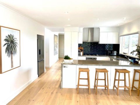 Pool & Pet Friendly - Mornington Peninsula Beach House - Tourism Bookings 2