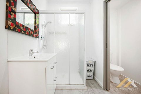 Perfect Entertainer-s Home With Pool - Accommodation Europe 3
