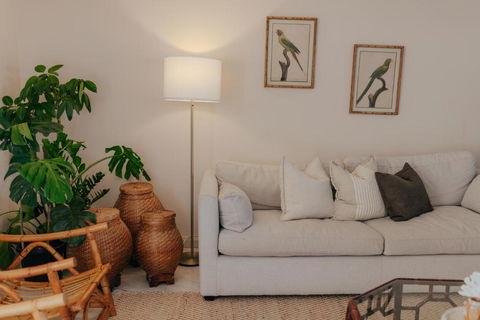 Pet Friendly Townhouse - Events Australia 0