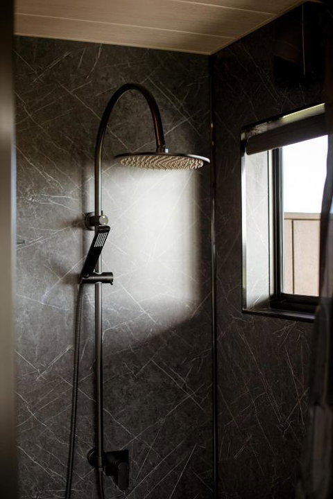 Peter The Tiny Cabin In Esperance - Events Australia 2