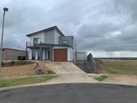 Peterborough Getaway - Accommodation Europe 2