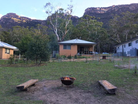 Pinnacle Views - Tourism Bookings 1