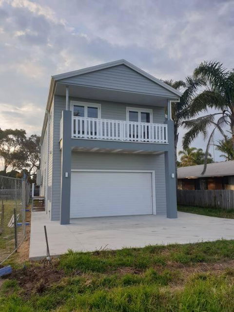 Play@Lakes - Tourism Bookings 1