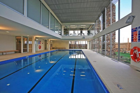 Pool View Hotel Room - Tourism Bookings 3