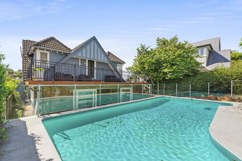 Poolside Stay - Close To Taronga Zoo & Luna Park - Tourism Bookings 1