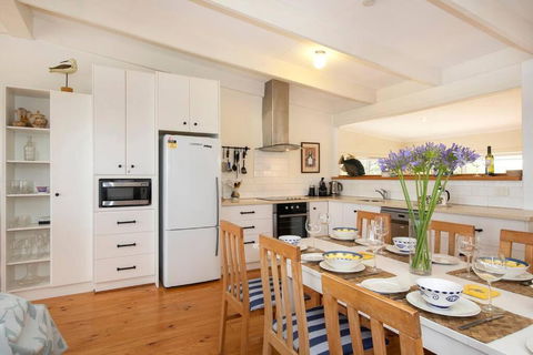 PORT WILLUNGA DREAMING A Beach Front Experience - Events Australia 3