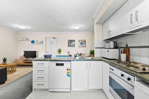 Prime Perth Apartment - Events Australia 3