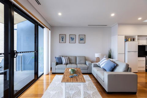 Promenade Unit 4 - Events Australia 2