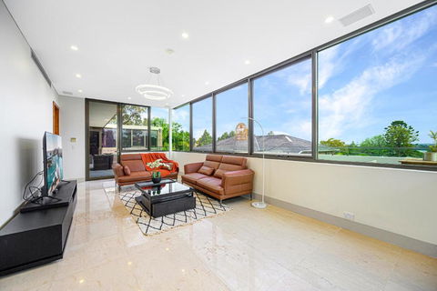 Putney Brand New Luxury House Pool & Waterview - Tourism Bookings 2