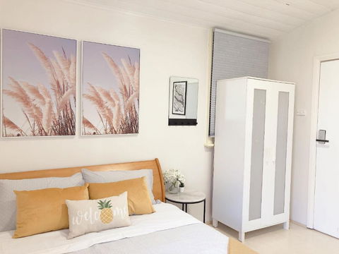 Quaint Double Or Queen Room - Mins To Stations&UNSW - Shared Bathroom - Tourism Bookings 1